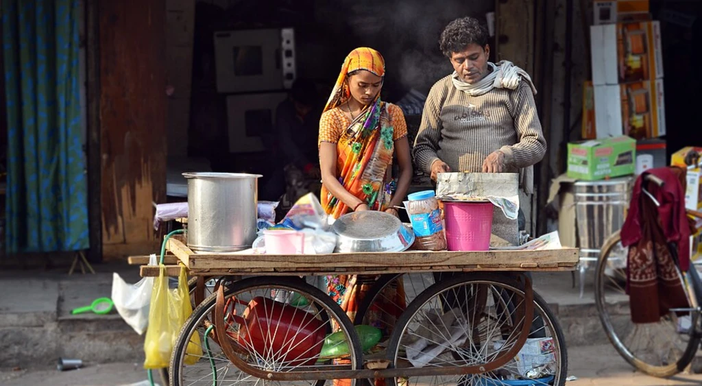 76% of Delhi women workers hit by rising heat stress as incomes fall, study shows